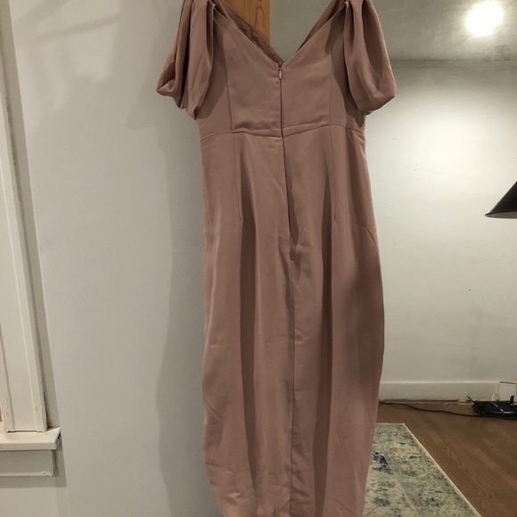 Off-shoulder mauve midi - Picture 2 of 4